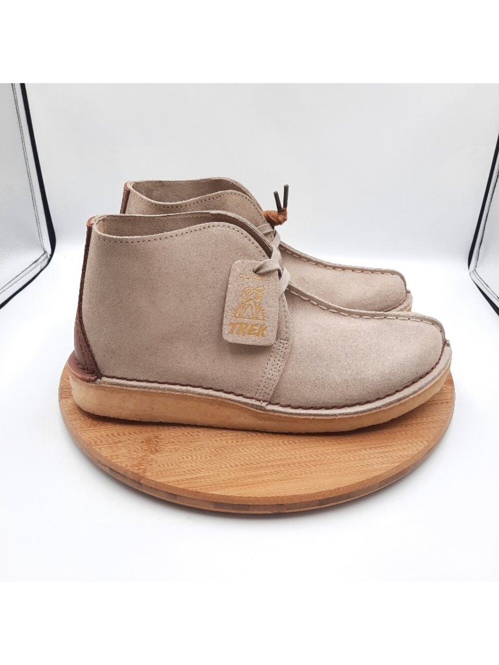 Clarks Originals Desert Trek Hi 50 Mens Size 10 Boots Sand Suede Crepe Sole NEW
